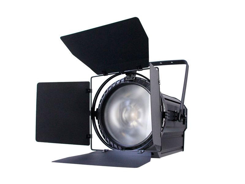 Proyector de iluminación de escenario de televisión de cine profesional Mute Bicolor 200W LED Fresnel Spot Light