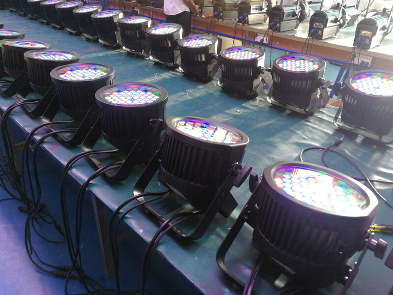 54pcs rgbw al aire libre led par ligero