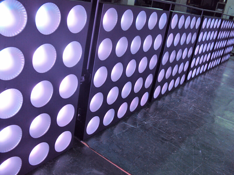 Luz cegadora de matriz LED de 25 cabezas